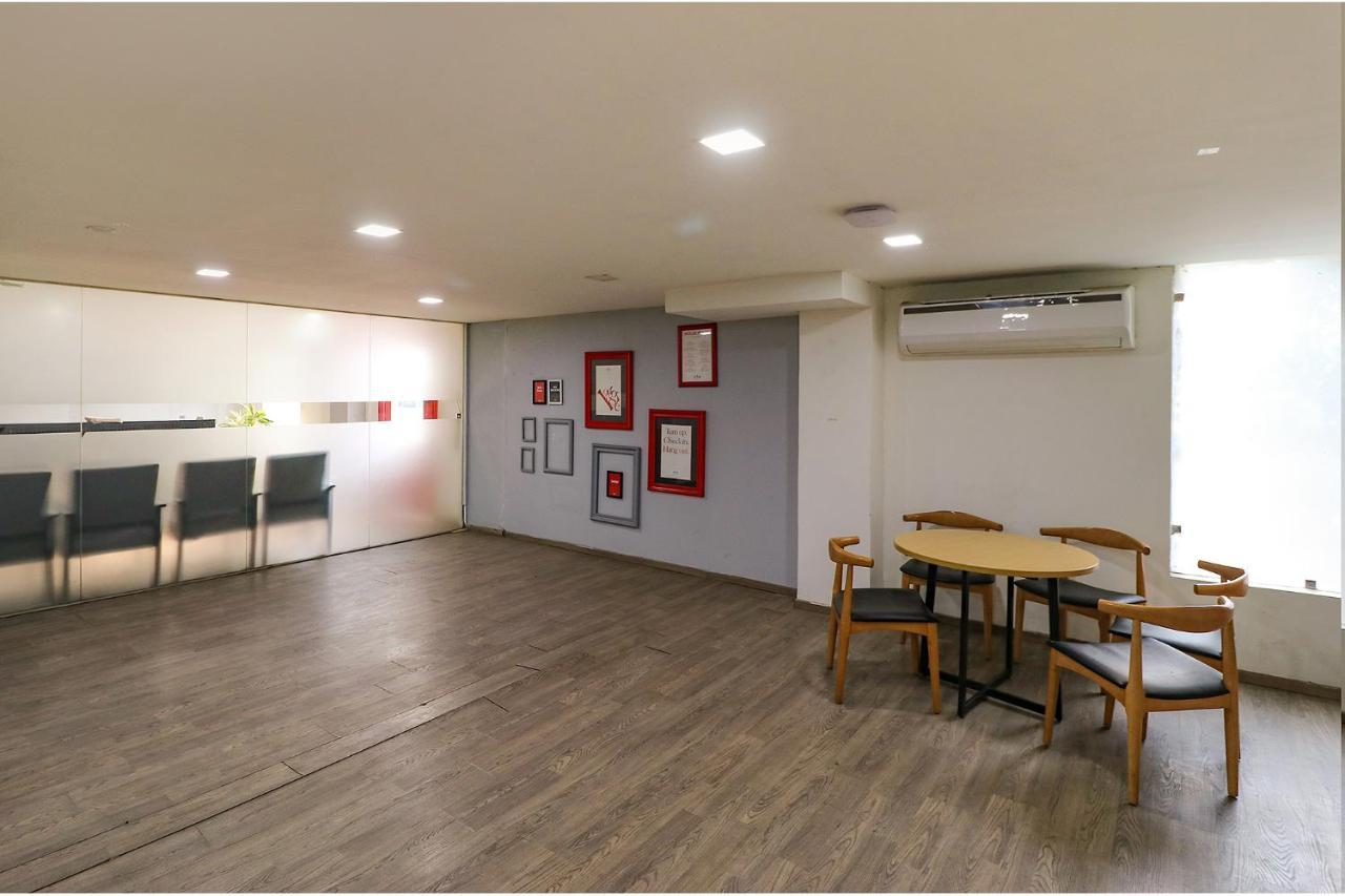 Fabhotel The Chaitanyas Rohini Sec 18 Delhi  Exterior foto